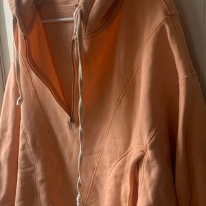 Free people peach colored sweatshirt!